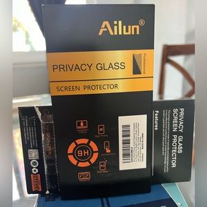 Ailun 2 Privacy Screen Protector